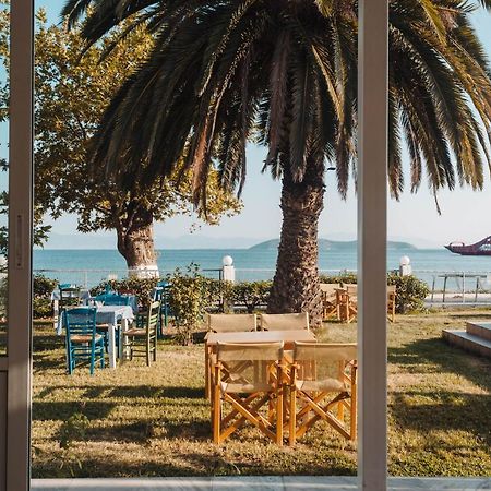Vournelis Hotel Лименас Екстериор снимка