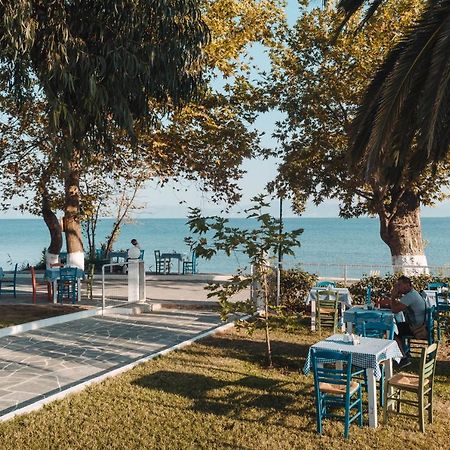 Vournelis Hotel Лименас Екстериор снимка