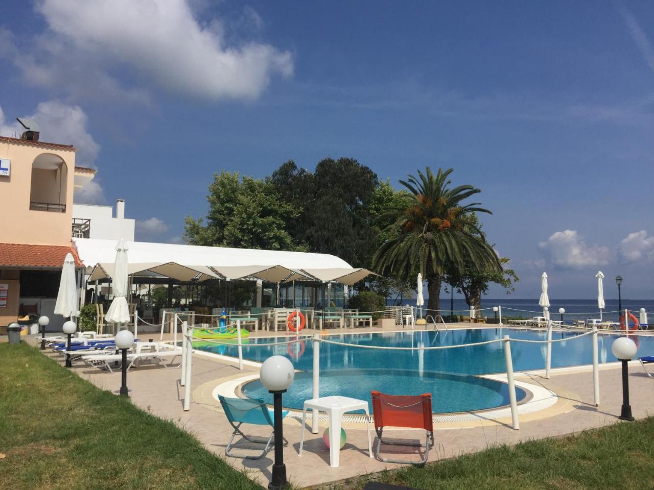 Vournelis Hotel Лименас Екстериор снимка