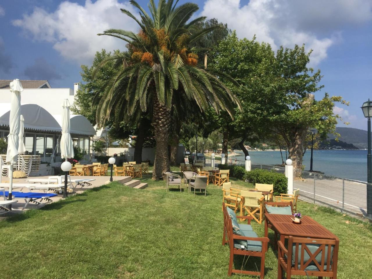 Vournelis Hotel Лименас Екстериор снимка