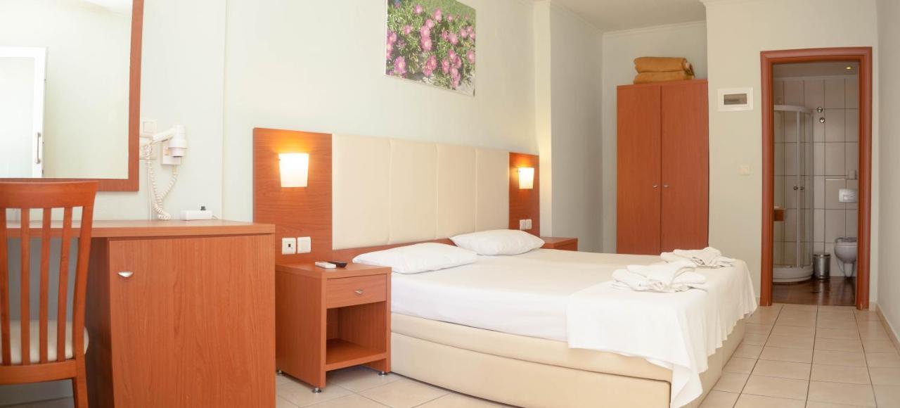 Vournelis Hotel Лименас Екстериор снимка