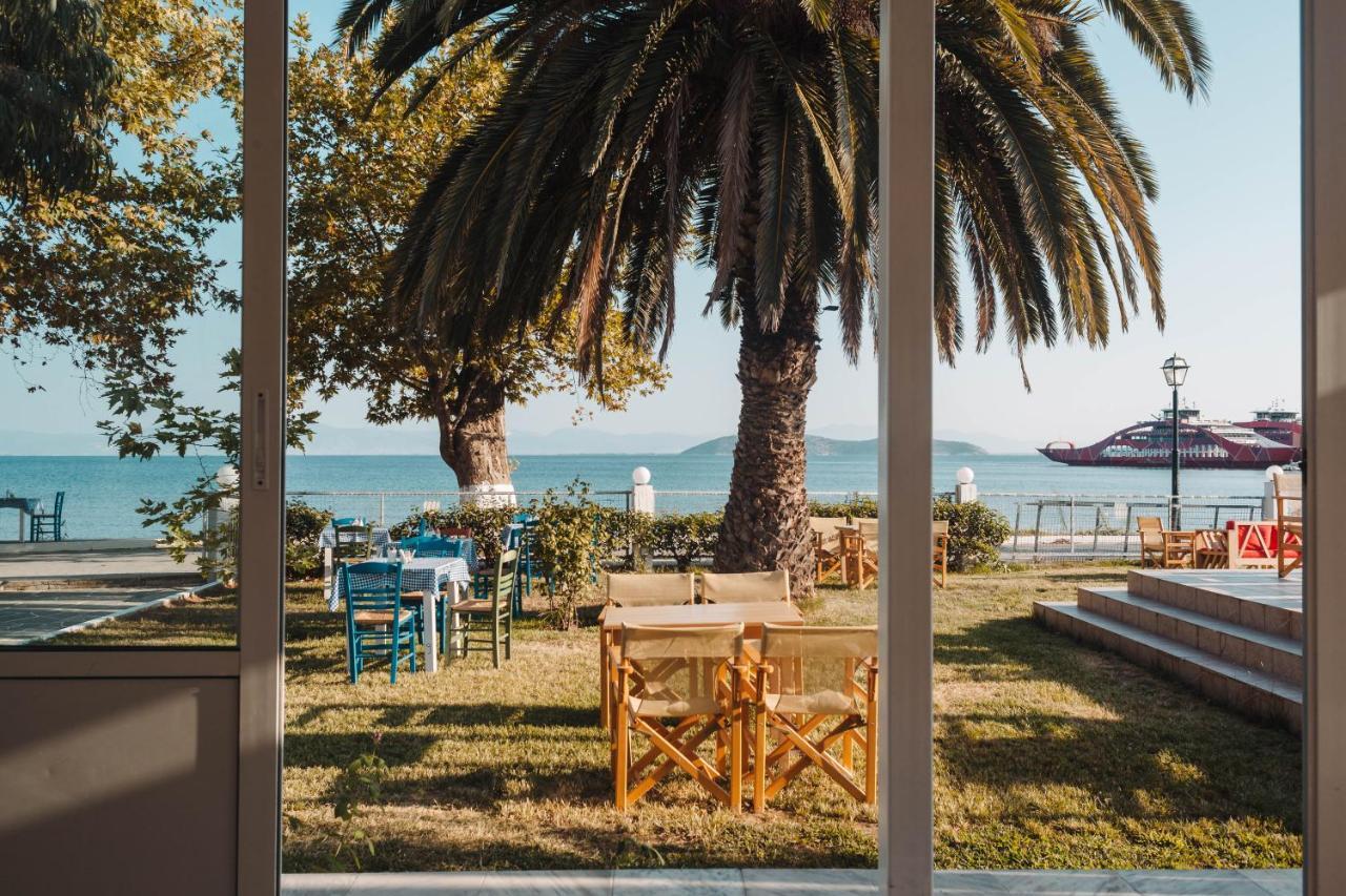 Vournelis Hotel Лименас Екстериор снимка