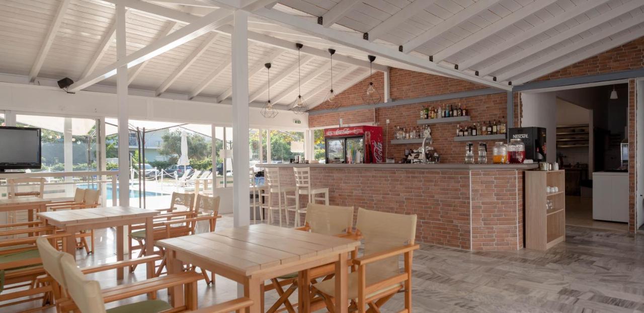 Vournelis Hotel Лименас Екстериор снимка